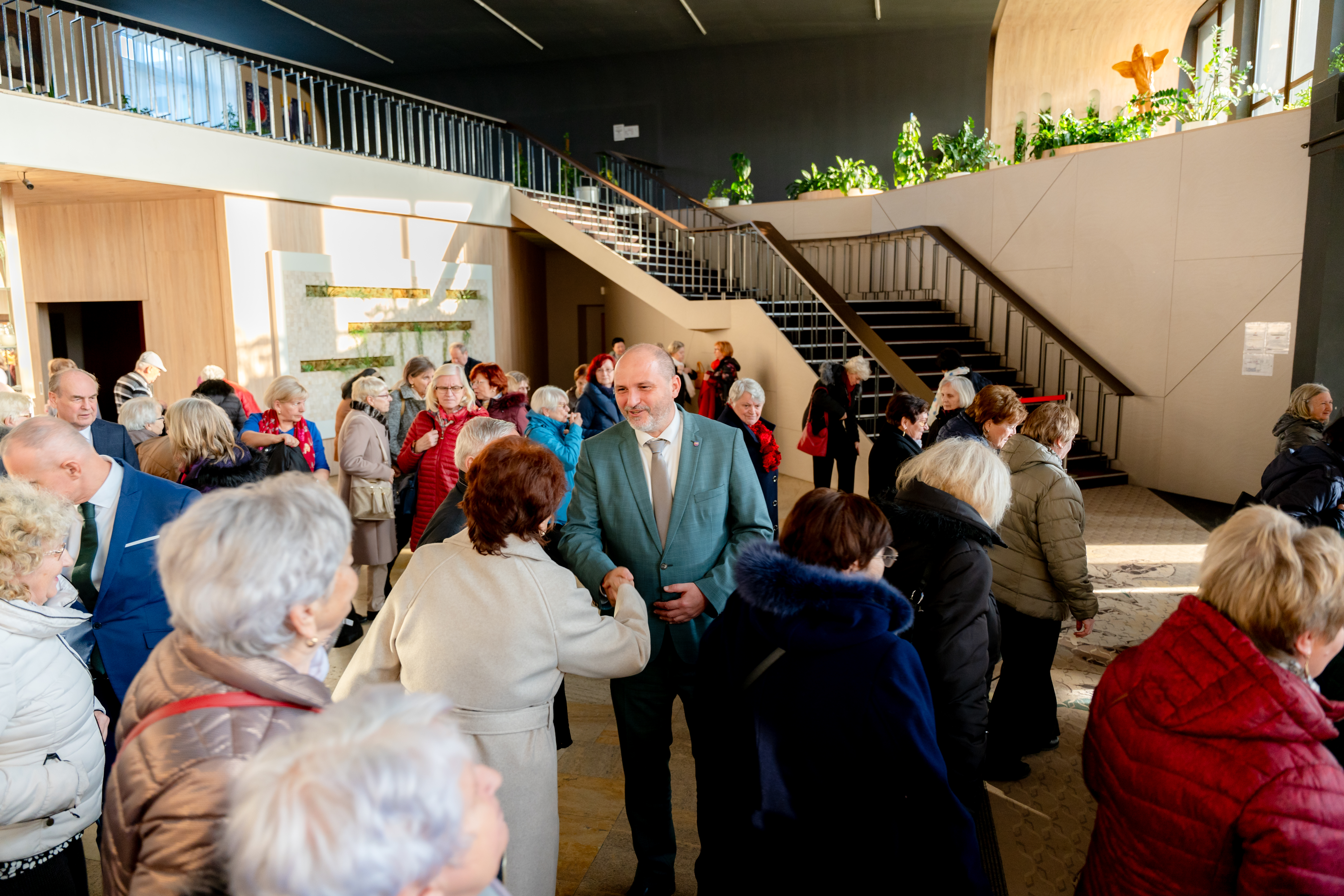 Galakoncert pre seniorov pri prilezitosti Dna zien-41